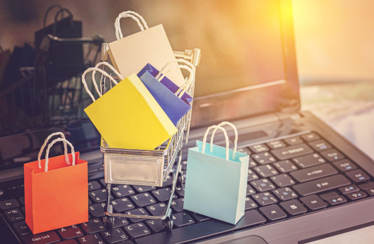 Mode, objets design, grands crus, voici cinq sites de ventes privées moins connus du grand public. ( crédit photo : Shutterstock )