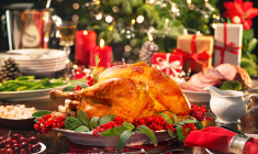 (Crédits photo : Adobe Stock - repas de fêtes et table de Noël)