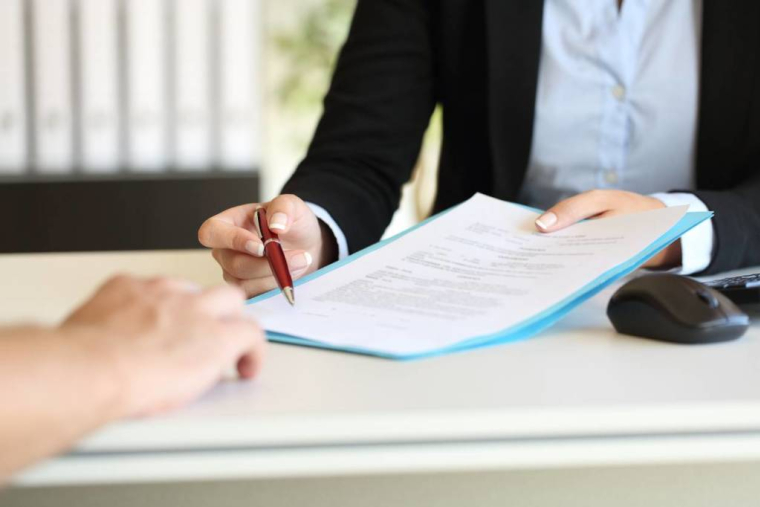 Assurance vie et succession : quels sont les cas d'exonération ? / iStock.com - AntonioGuillem