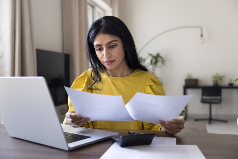 Passer par un centre de gestion vous procure une réduction d'impôt. Profitez-en avant qu'elle ne disparaisse. ( Crédits photo: ©  fizkes - stock.adobe.com)