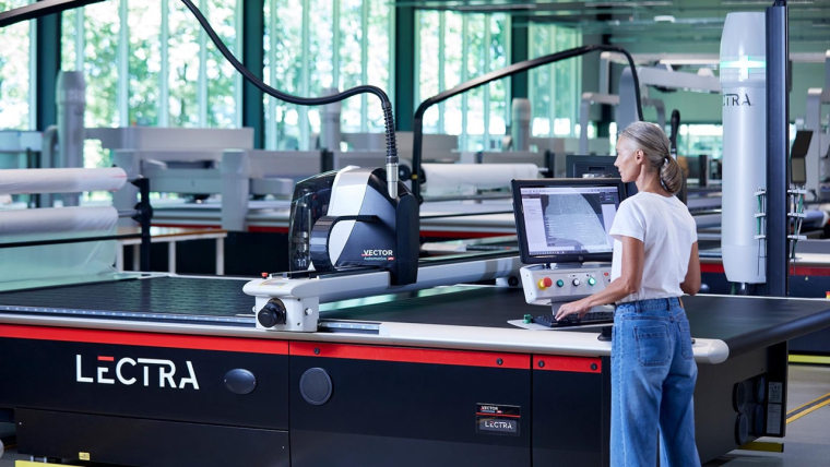 Vector Automotive, la solution de coupe du tissu Industrie de Lectra. (crédit : Lectra)