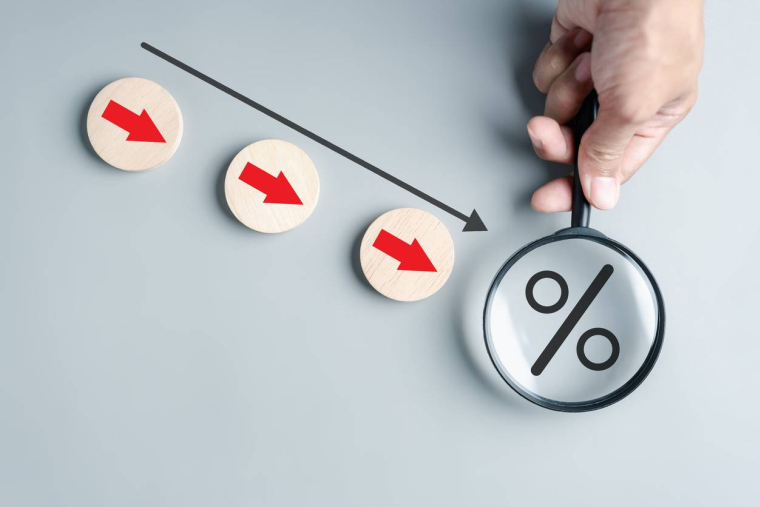 Les parts de SCPI ont vu leur prix baisser-iStock-Kwanchanok Taen-on.jpg