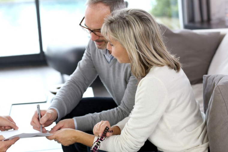 La rédaction de la clause bénéficiaire est une étape clé dans la gestion de son contrat d'assurance-vie ( Crédits : 123RF)