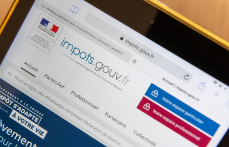Vous avez fait une erreur ou une omission dans votre déclaration d’impôt sur le revenu? Vous avez encore le temps de la corriger en utilisant le site des impôts. ( crédit photo : Pixavril/Shutterstock / Pixavril )