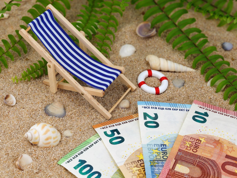 Créée en 1982, l’Agence nationale pour les chèques-vacances (ANVC) a pour mission de favoriser les loisirs du plus grand nombre. ( crédit photo : Getty Images )