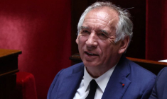 France: Bayrou survit à une huitième motion de censure à l'Assemblée