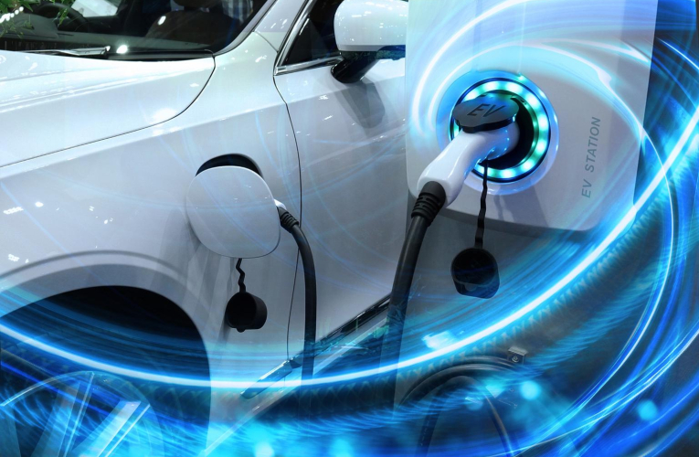 La Norvège veut interdire les voitures électriques à l’horizon 2025. crédit photo : buffaloboy/Shutterstock / buffaloboy