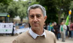 Le député de la Somme François Ruffin à Paris le 27 mai 2025 ( AFP / Leo VIGNAL )