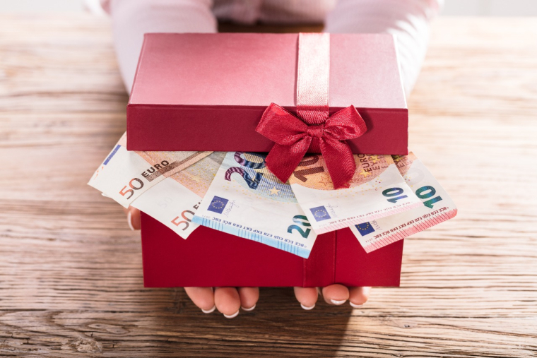 Comment faire des donations sans payer d'impôts ? ( Crédits : © Andrey Popov - stock.adobe.com)
