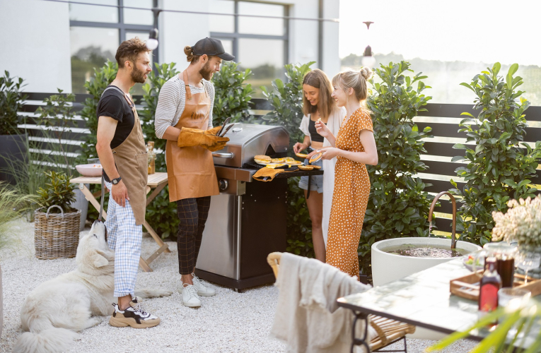 Le boom des cuisines d’extérieur : atouts et tendances de ce nouvel univers de la maison