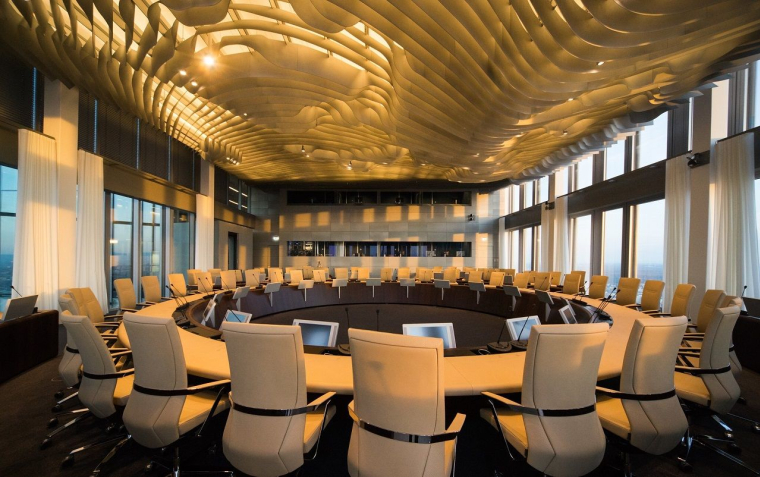 La salle du conseil des membres de la BCE (Crédits: BCE)