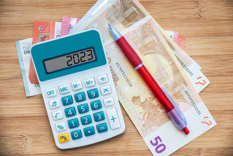 Comment débloquer son épargne salariale ? -iStock-Delpixart
