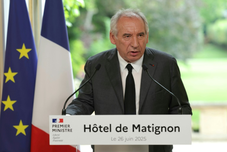 Le Premier ministre François Bayrou le 26 juin 2025, à l'hôtel Matignon, à Paris ( AFP / Thomas SAMSON )