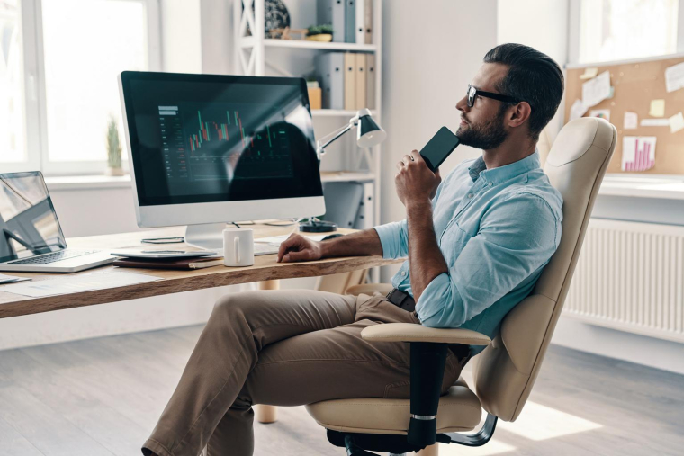 Private equity pour investir dans des PME de croissance ( crédit photo : G-Stock Studio/Shutterstock / G-Stock Studio )