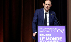 Le président du Crif Yonathan Arfi le 24 novembre 2024 à Paris  ( AFP / STEPHANE DE SAKUTIN )