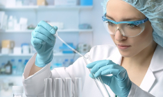 Pfizer, partenaire de la biotech française depuis juin 2014, cède ses droits de licences sur 17 candidats-médicaments à une société nouvellement créée, Allogene Therapeutics. (crédit : Adobe Stock)