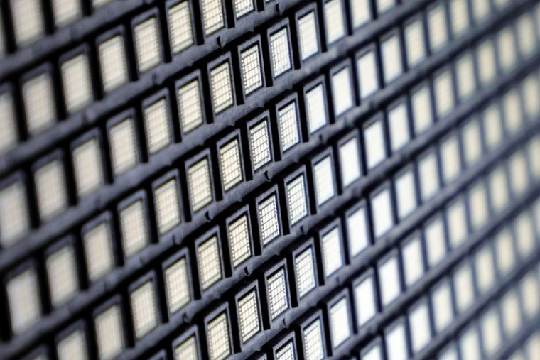 Des semi-conducteurs dans une usine d'emballage de puces