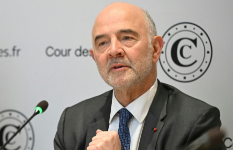 Le Premier président de la Cour des comptes Pierre Moscovici, le 8 avril 2025 à Paris  ( AFP / BERTRAND GUAY )