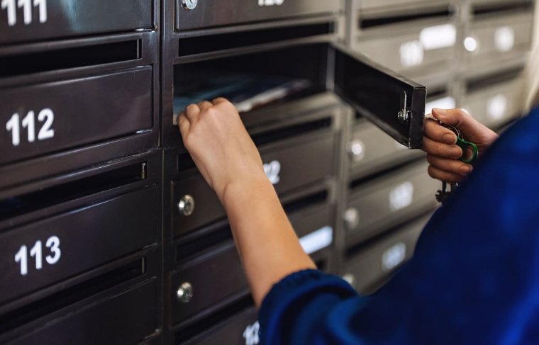 (Gardez l'oeil sur votre boîte aux lettres dont le contenu peut être surveillé... - Crédit photo : Adobe Stock)