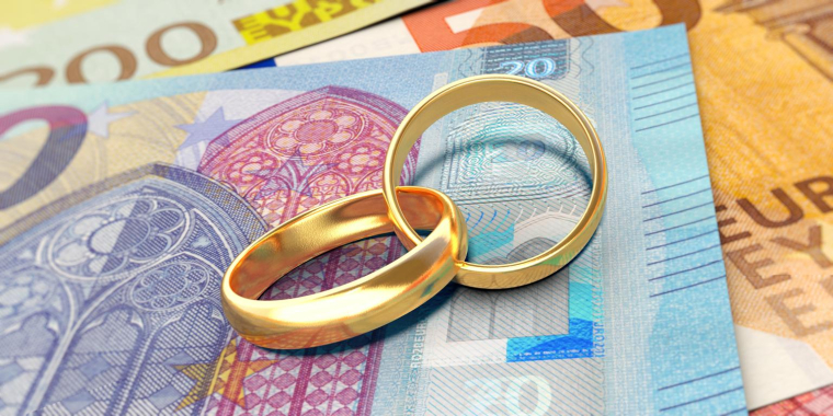 Même sans aller au tribunal, tout divorce impose la présence d’avocats crédit photo : DesignRage/Shutterstock / DesignRage