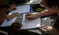 Les disparités de maîtrise des mathématiques sont bien documentées et contribuent au creusement des inégalités sociales ( AFP / MAURO PIMENTEL )