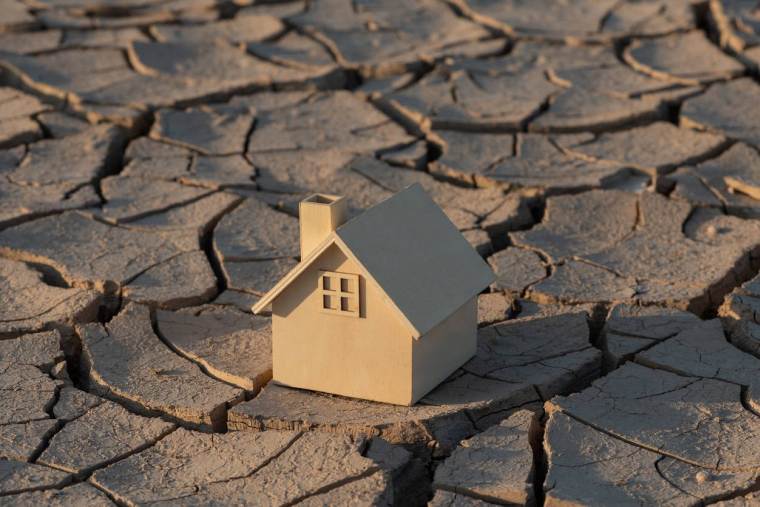 Le marché immobilier en berne-iStock-Max Zolotukhin