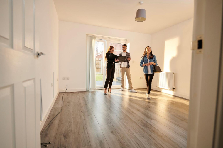 Cinq conseils pour vous lancer dans l’achat d’un bien immobilier ( crédit photo : GettyImages )
