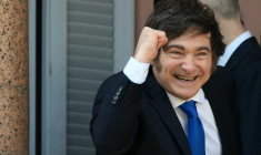 Javier Milei, à Buenos Aires, le 5 juillet 2025 ( AFP / LUIS ROBAYO )