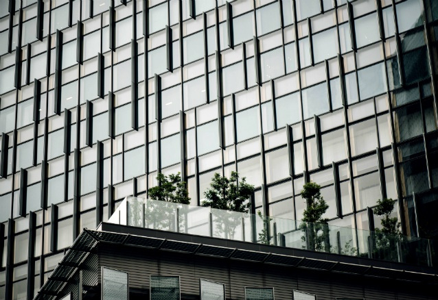 En matière d'immobilier de bureaux à l'international, la France confirme son attractivité.(Crédits:Chuttersnap)