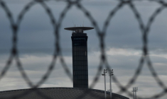 Une tour de contrôle de l'aéroport de Paris-Charles-de-Gaulle, dans la banlieue nord-est de Paris, le 16 septembre 2022 ( AFP / JULIEN DE ROSA )