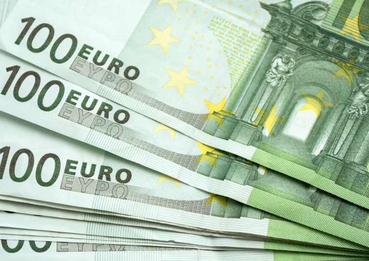 À la suite de la décision judiciaire, l'animateur a bel et bien dû payer l’ISF à taux plein. (jojooff / Pixabay)