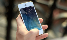 Le coût moyen d'un forfait mobile s'élève à 1,34 euros en ce mois de juillet 2024. (illustration) (JESHOOTS-com / Pixabay)