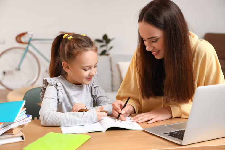 Cours de suivi ou de soutien scolaire : quel budget leur consacrer ?