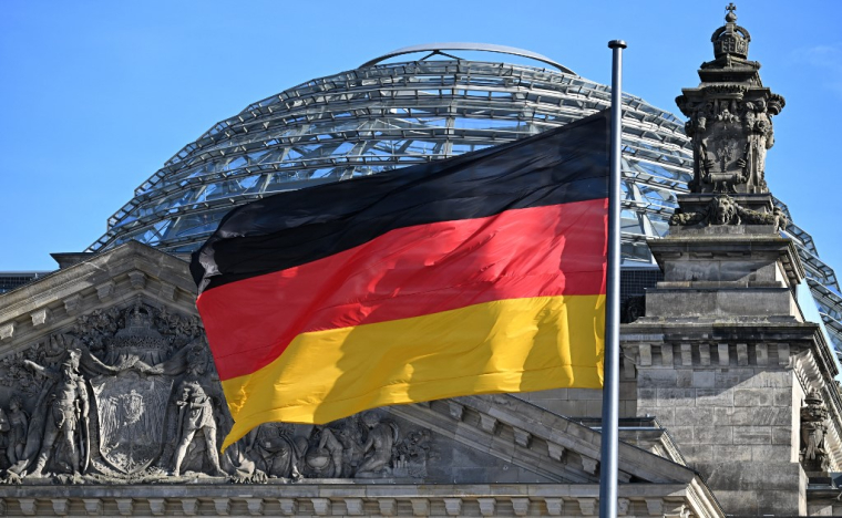 ( AFP / RALF HIRSCHBERGER )
