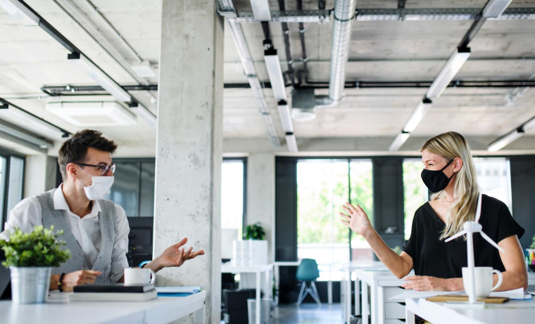 Quelles sont les organisations retenues par les entreprises de la tech pour la rentrée de leurs salariés? crédit photo : Shutterstock