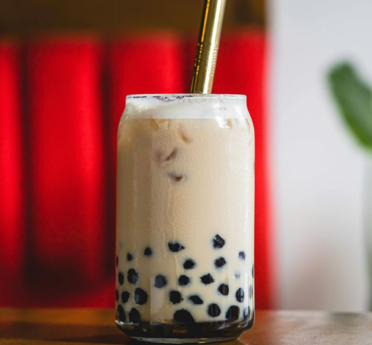Mixue commercialise notamment des bubble teas. (illustration) (Pexels / Amar Preciado)