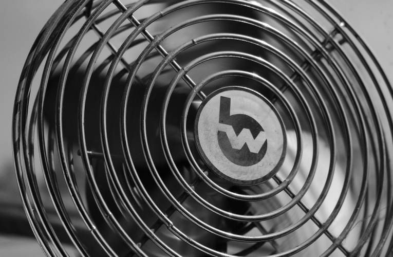 Il est important de bien choisir son ventilateur pour limiter le surcoût énergétique. (illustration) (catcher3331 / Pixabay)