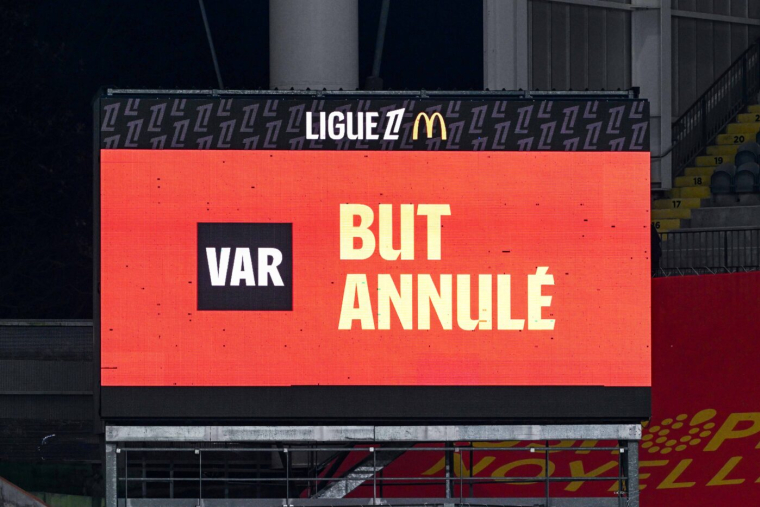 Arbitrage : Les entraîneurs bientôt autorisés à prendre des challenges vidéo ?
