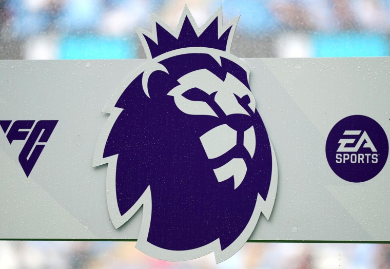 Chantage et promesses : une personnalité du foot anglais accusé de viol sur mineur et de proxénétisme