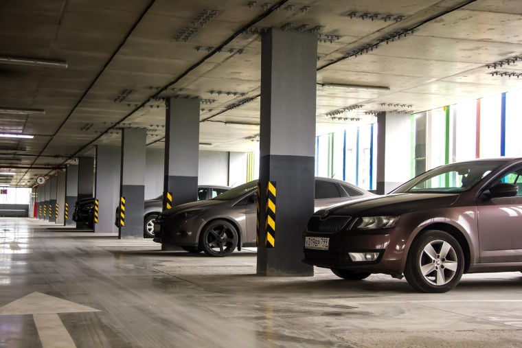 L’emplacement de votre parking est un critère primordial. ( crédit photo : AlexandrinaZ/Shutterstock / AlexandrinaZ )