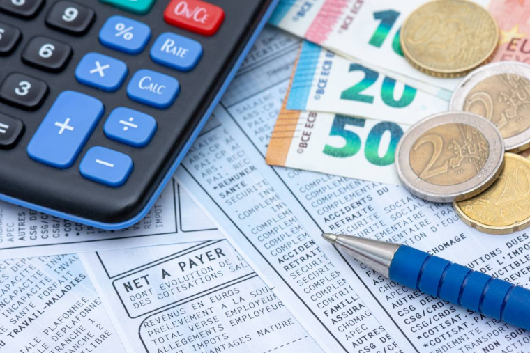 Une nouvelle augmentation du Smic avant l'été ? / iStock-HJBC