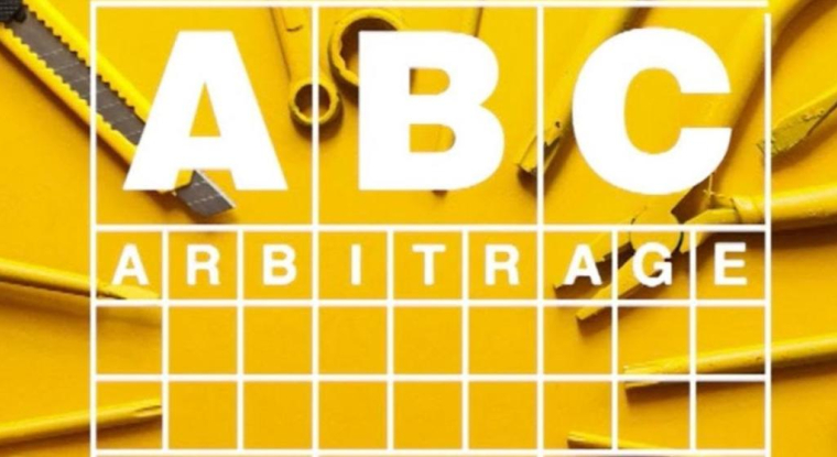 Le titre du groupe perd 1% sur un an. (© ABC Arbitrage)