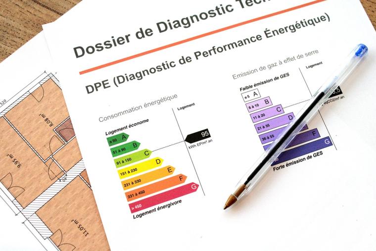 Les députés ont voté un amendement qui obligerait les bénéficiaires d'aides à la rénovation énergétique à conserver le bien au moins dix ans ou à rembourser les sommes perçues. (illustration) (Etadly / Pixabay)