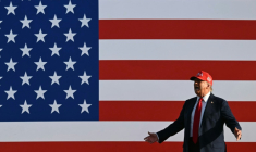 Donald Trump à Des Moines, dans l'Iowa, le 3 juillet 2025 ( AFP / ANDREW CABALLERO-REYNOLDS )