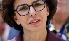 La ministre de la Culture Rachida Dati, à la 14e édition du Festival de l'histoire de l'art 2025 à Fontainebleau, près de Paris, le 6 juin 2025  ( AFP / Ludovic MARIN )