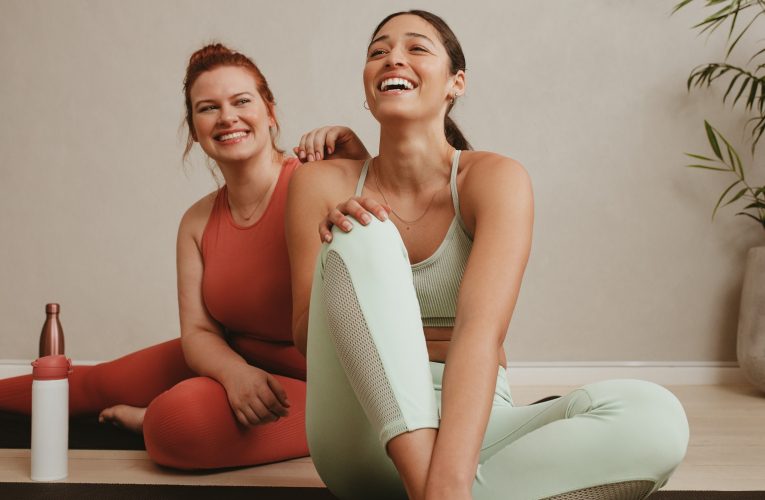 On sait aujourd'hui que pour cette dernière, pratiquer une activité physique est bénéfique. Le yoga ne fait pas exception. (crédit : Adobe Stock)