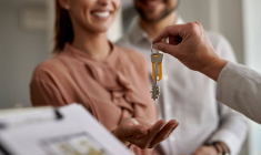Premier achat immobilier : par où commencer son épargne ? / iStock.com - Drazen Zigic