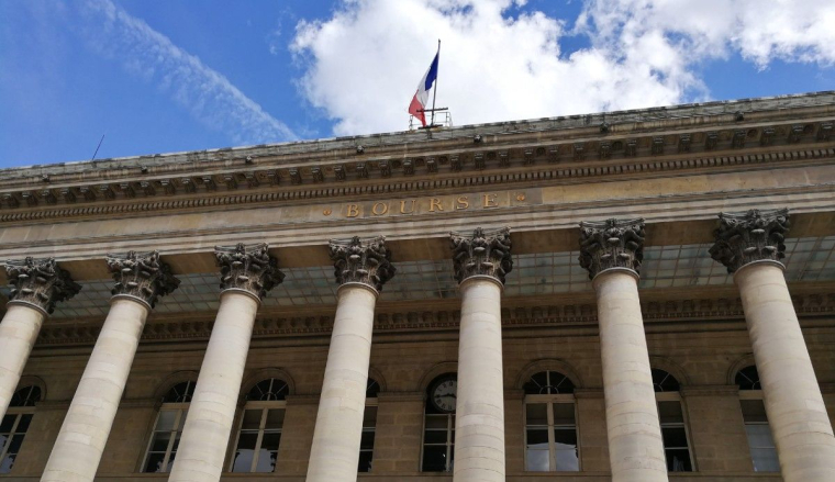 L'indice français a vigoureusement réagi à l'annonce d'efficacité du vaccin développé par Pfizer et BioNtech. (Crédits photo : - L. Grassin )