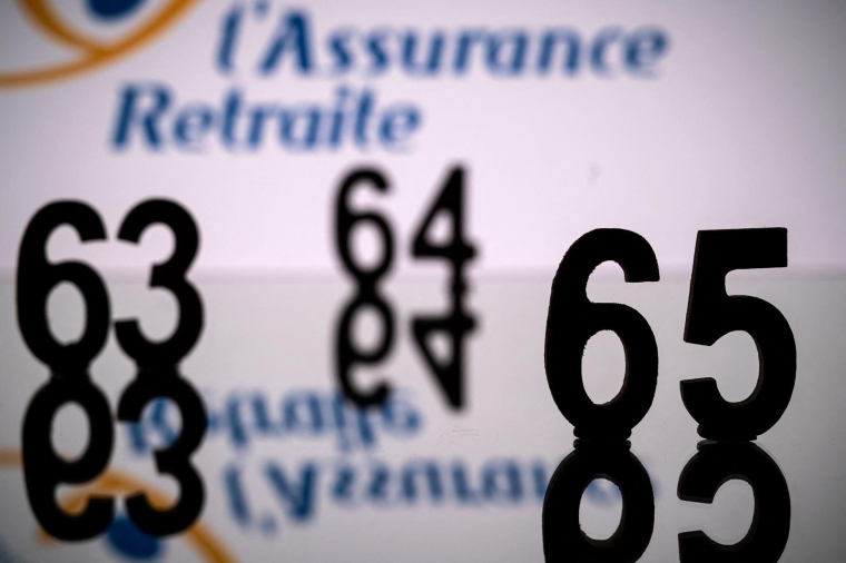 ( AFP / LIONEL BONAVENTURE )