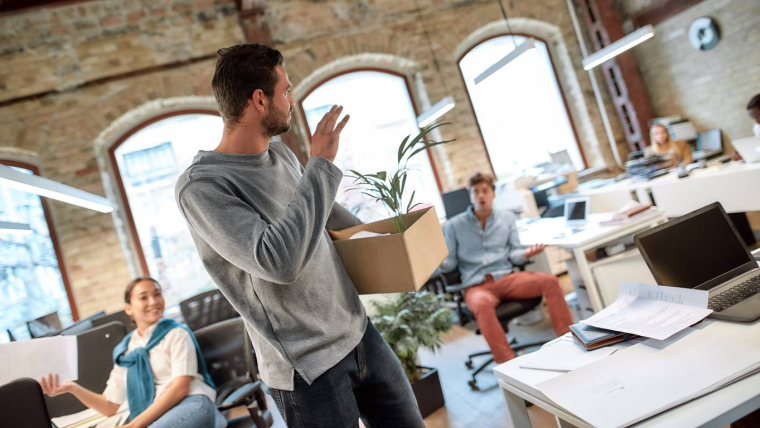 Peut-on percevoir le chômage après une démission ? Les cas prévus par la loi / iStock.com - LanaStock